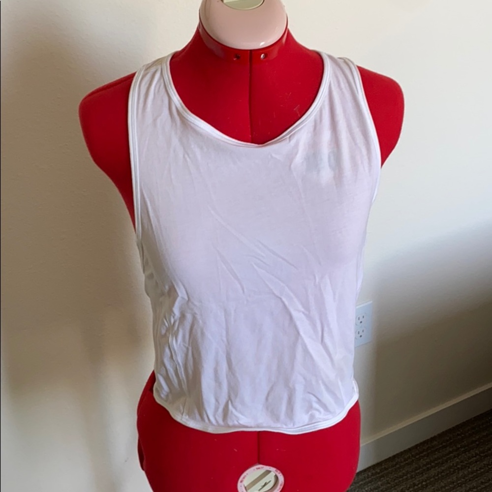 Lululemon Twist and Turn Tank